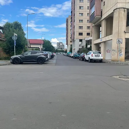 Apartman Cu Balcon